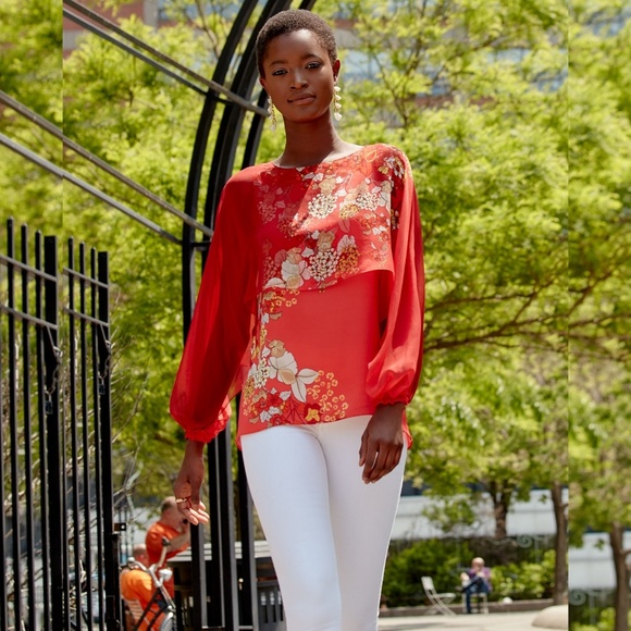 Elie Tahari Tops - ELIE TAHARI Malika Floral-Print Silk Blouse